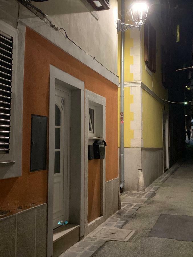 Ferienwohnung Devi-Piran Exterior foto